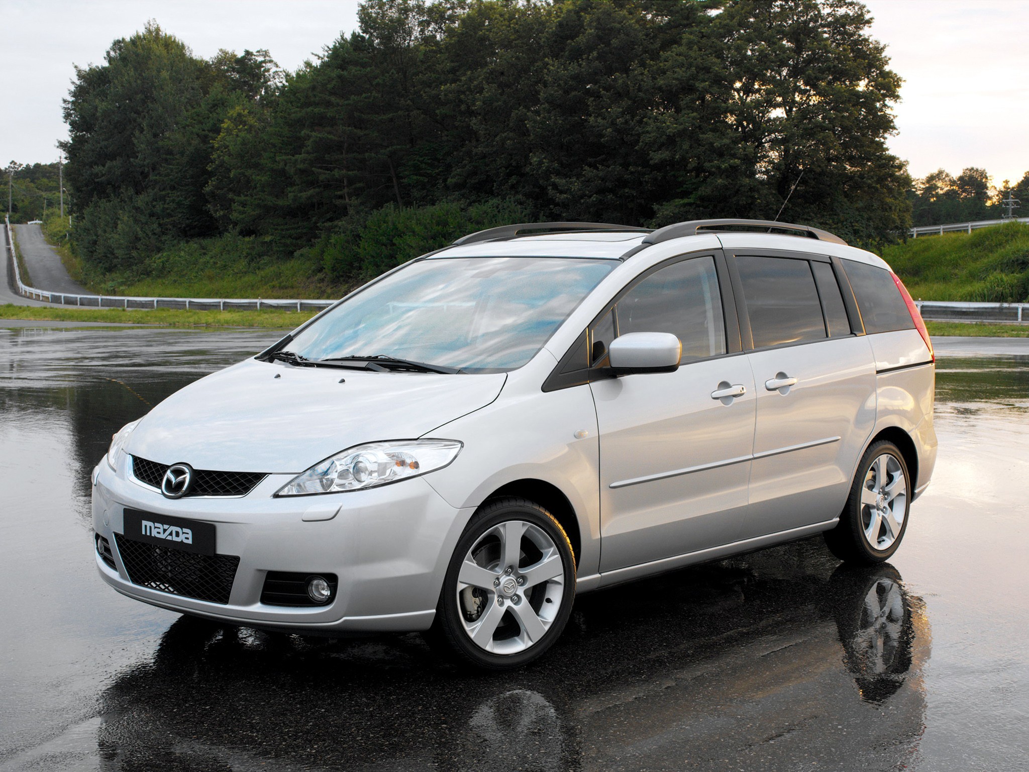 Мазда минивэн бу. Mazda5 компактвэн 2005. Mazda 5 Premacy. Mazda 5 2005. Mazda 5 2007.