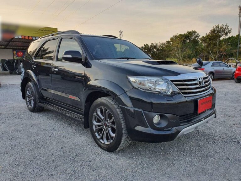 Image of 2014 Toyota Fortuner 3.0V ( Diesel , EURO4 ) TRD Sportivo 4WD AT 7-Seater SUV for sale in Nairobi