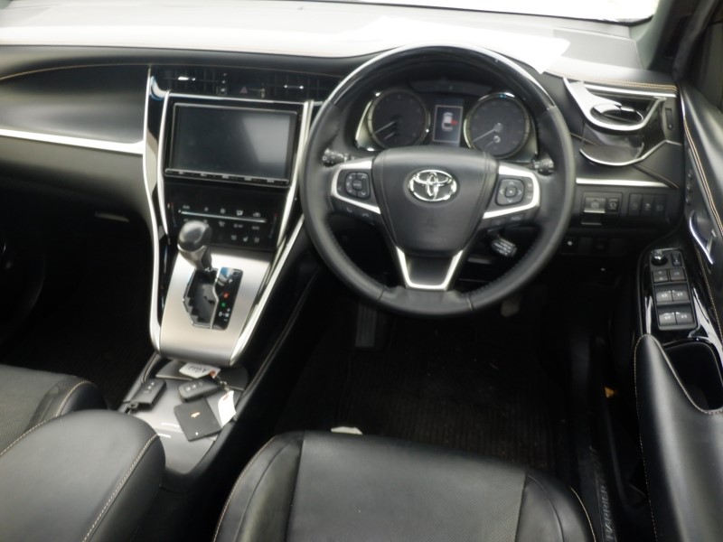 2017 TOYOTA HARRIER PREMIUM METAL AND LEATHER PKG
