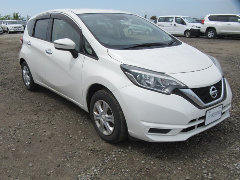 2016 NISSAN NOTE X