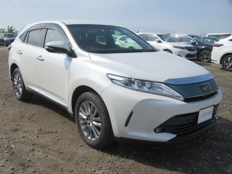 2017 TOYOTA HARRIER PREMIUM