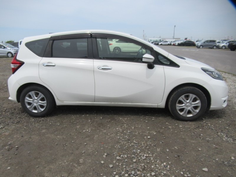 2016 NISSAN NOTE X