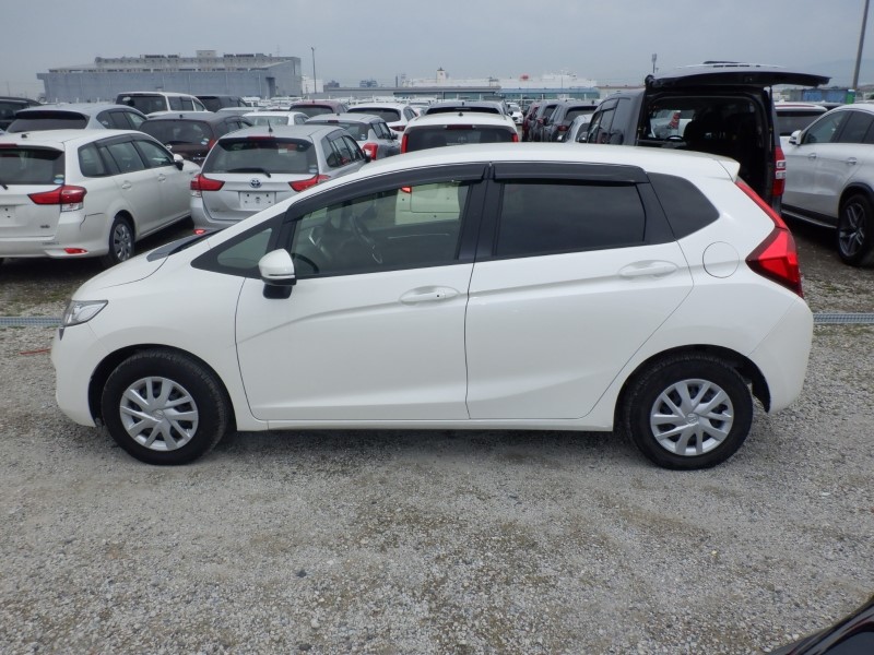 2017 HONDA FIT 13G F-PKG COMFORT EDITION