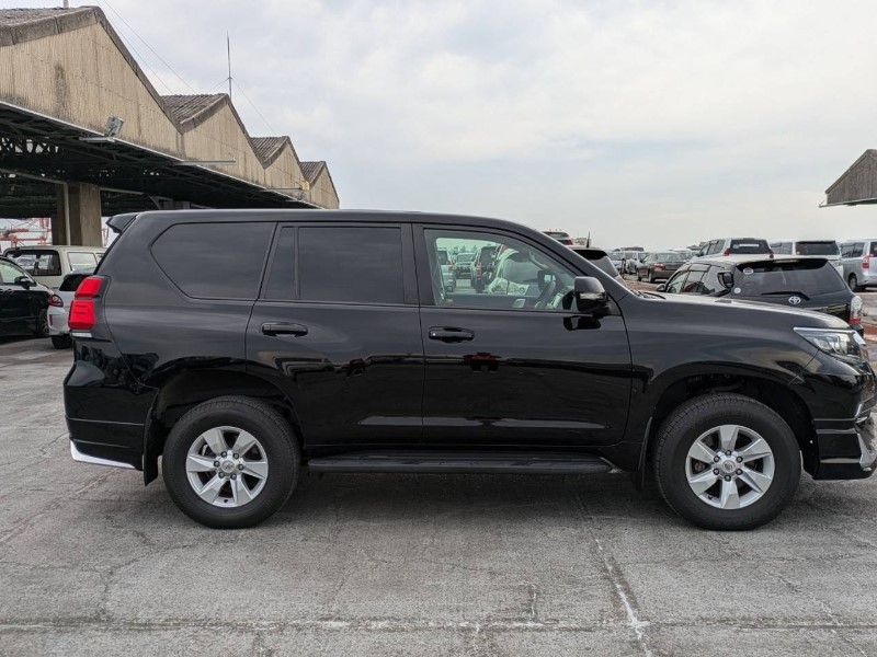 2019 TOYOTA LAND CRUISER PRADO TX