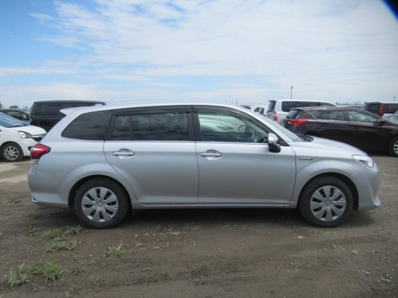 2017 TOYOTA COROLLA FIELDER HYBRID G