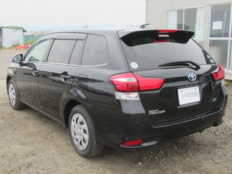 2018 TOYOTA COROLLA FIELDER HYBRID G