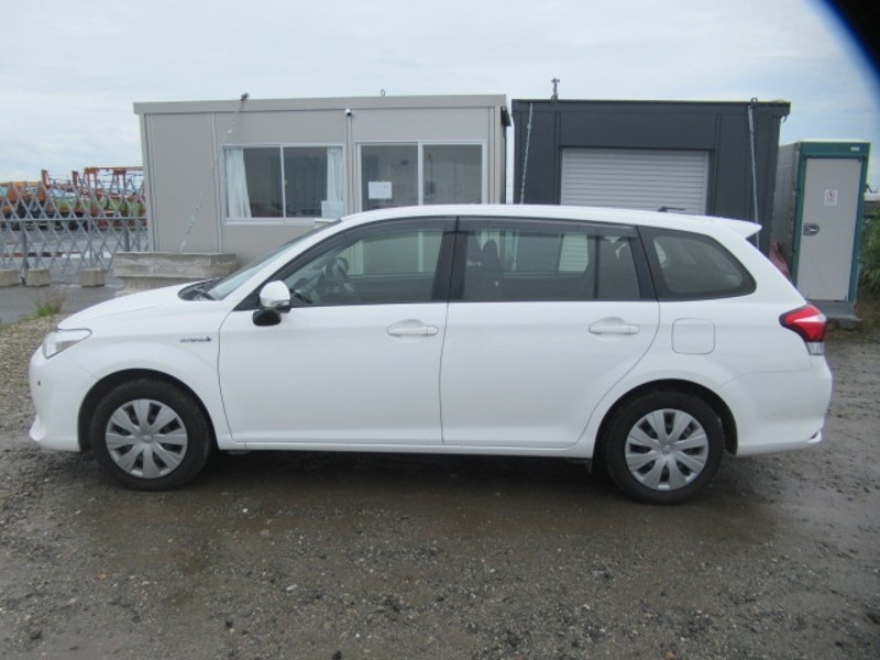 2017 TOYOTA COROLLA FIELDER HYBRID