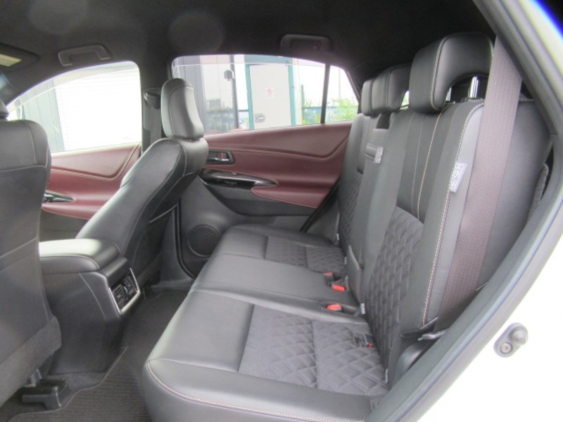 2017 TOYOTA HARRIER PREMIUM RED INTERIOR