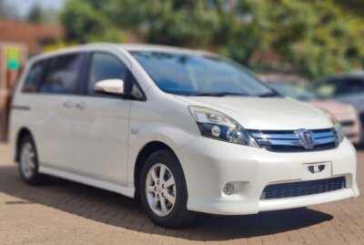 Image of 2016 TOYOTA ISIS PLANTANA for sale in Nairobi