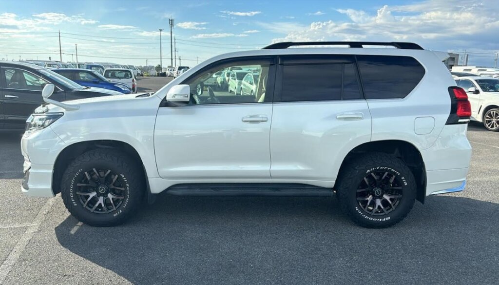 2018 TOYOTA DIESEL TXL PRADO