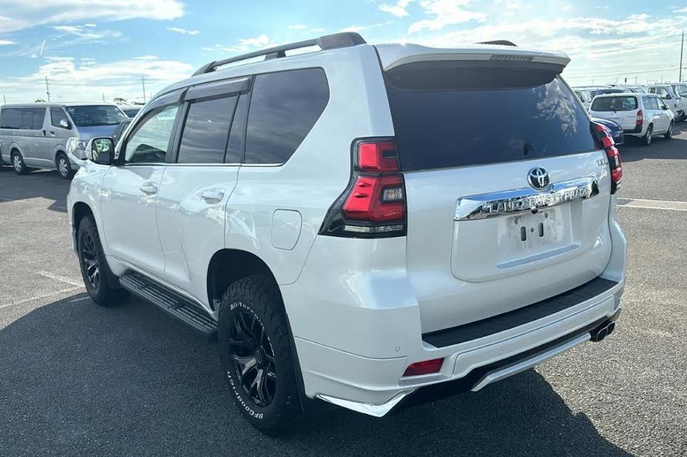 2018 TOYOTA DIESEL TXL PRADO