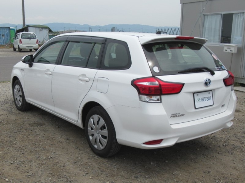 2017 TOYOTA COROLLA FIELDER HYBRID