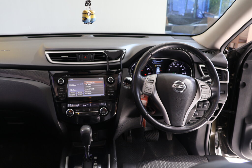 2014 NISSAN XTRAIL