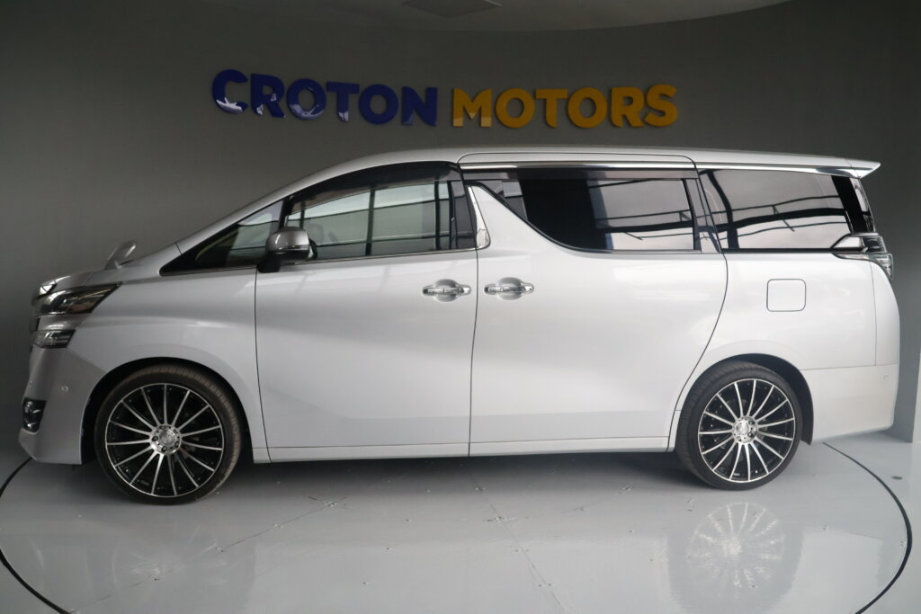 Toyota Vellfire 2017