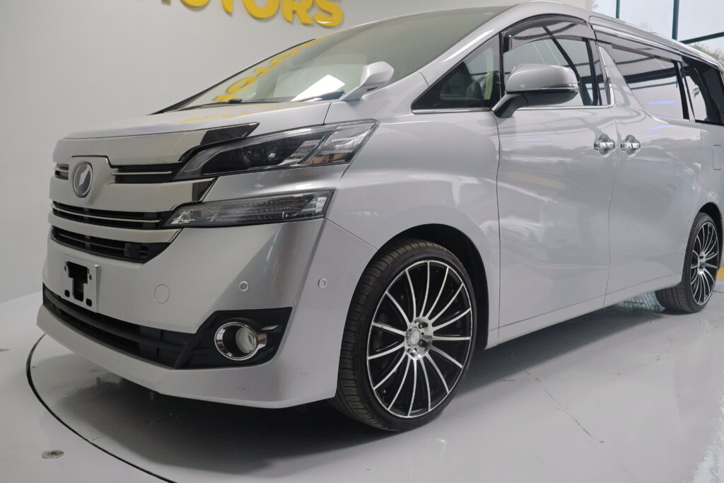 Toyota Vellfire 2017