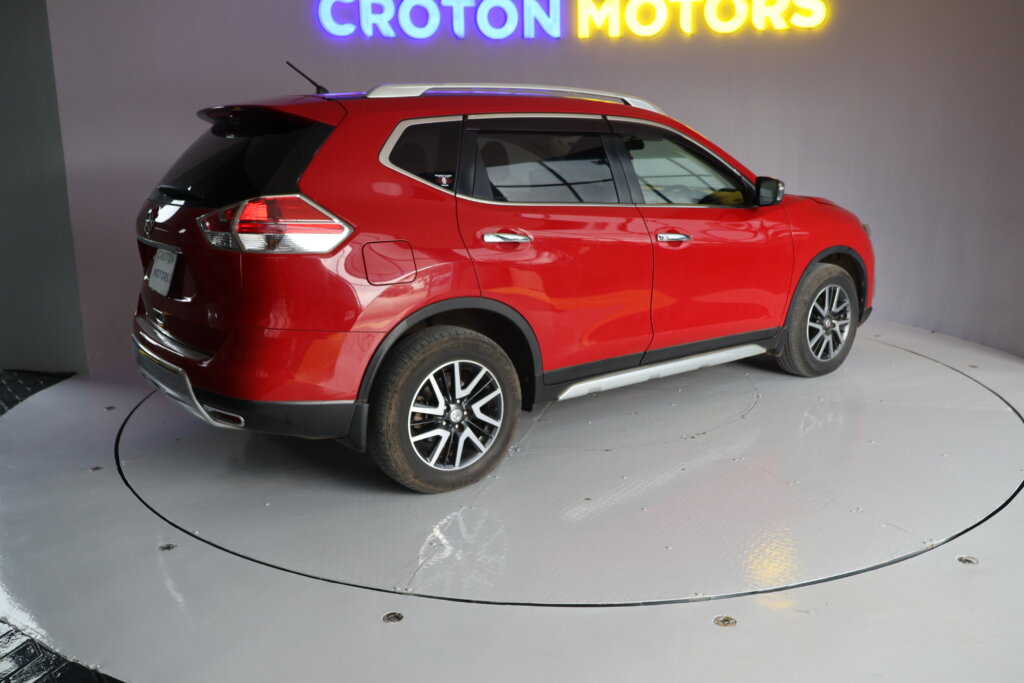 2014 Nissan Xtrail With Sunroof