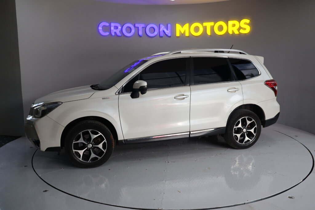 2014 Subaru Forester with Sunroof