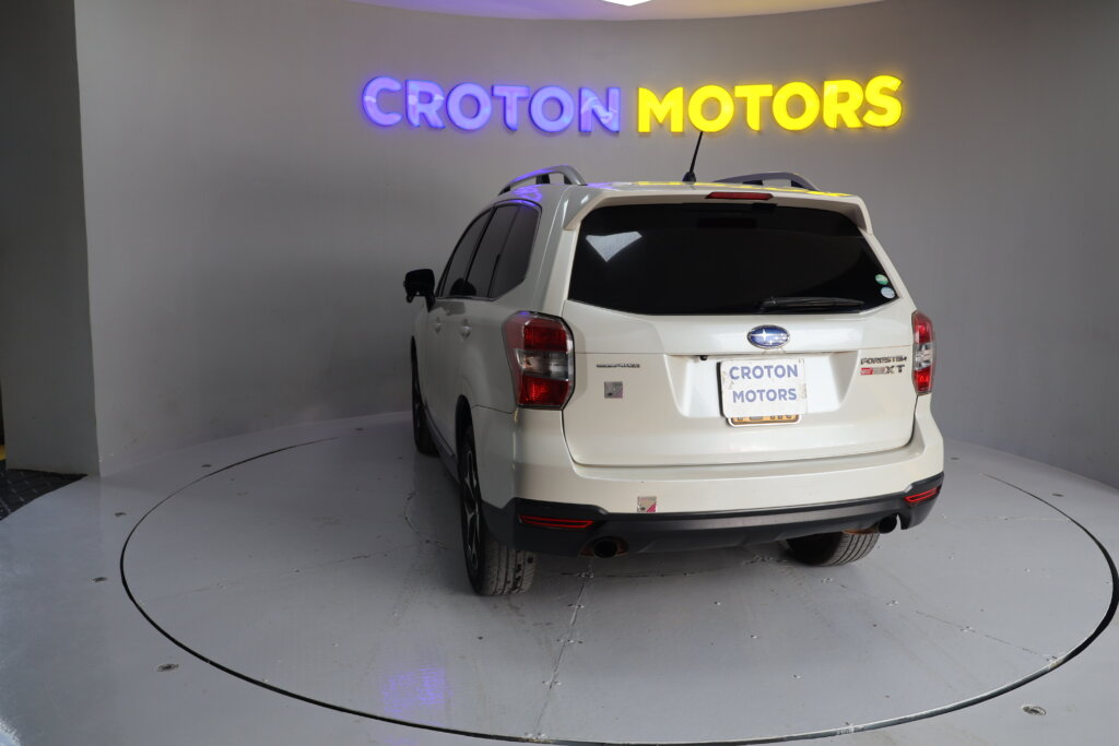 2014 Subaru Forester with Sunroof