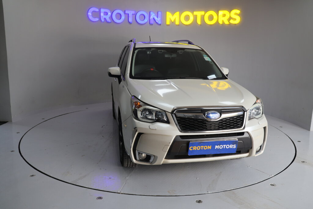 2014 Subaru Forester with Sunroof