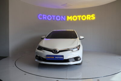 Image of 2016 Toyota Auris