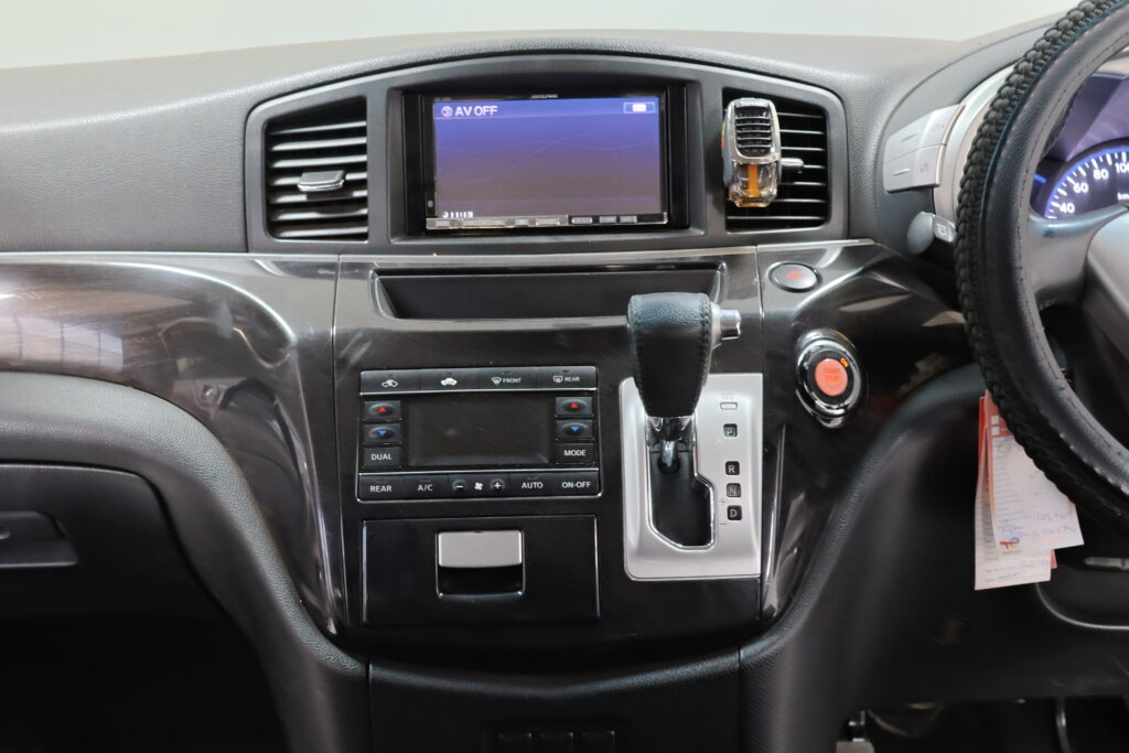 2012 Nissan Elgrand