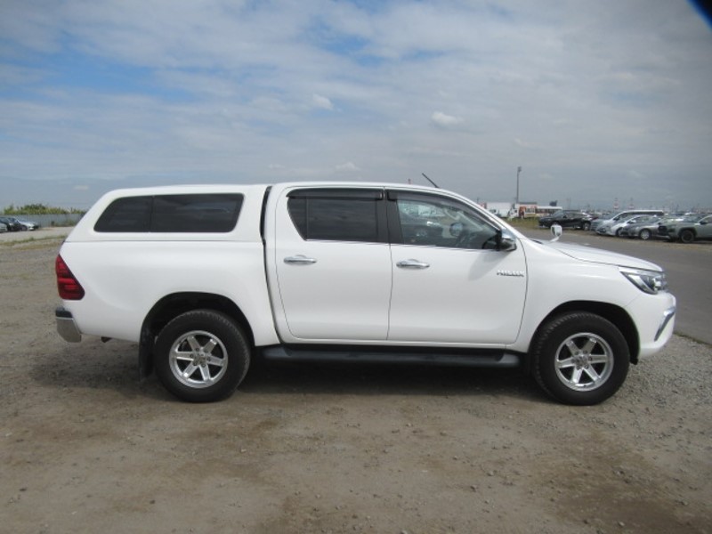 2019 TOYOTA HILUX Z