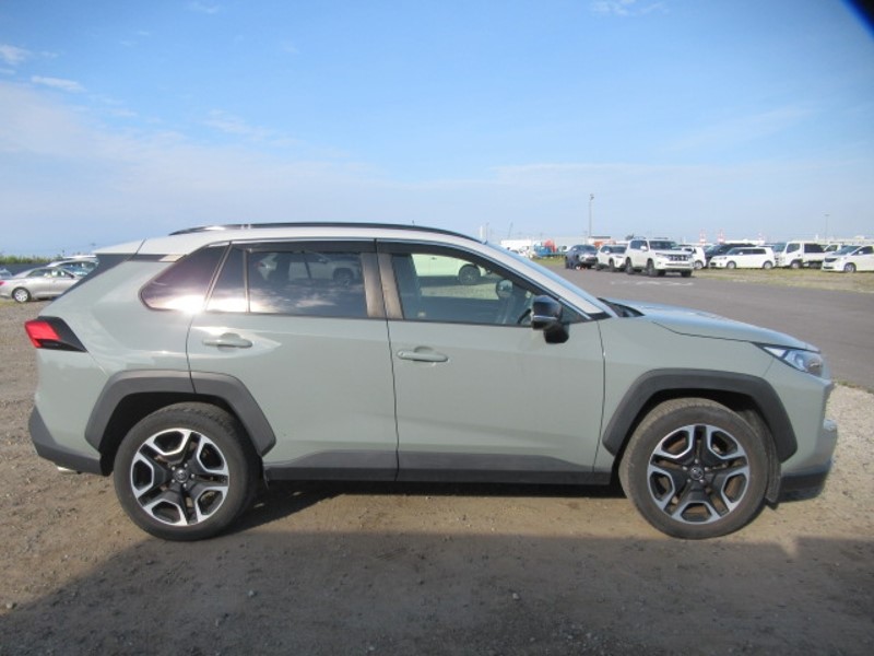 2020 TOYOTA RAV4 ADVENTURE