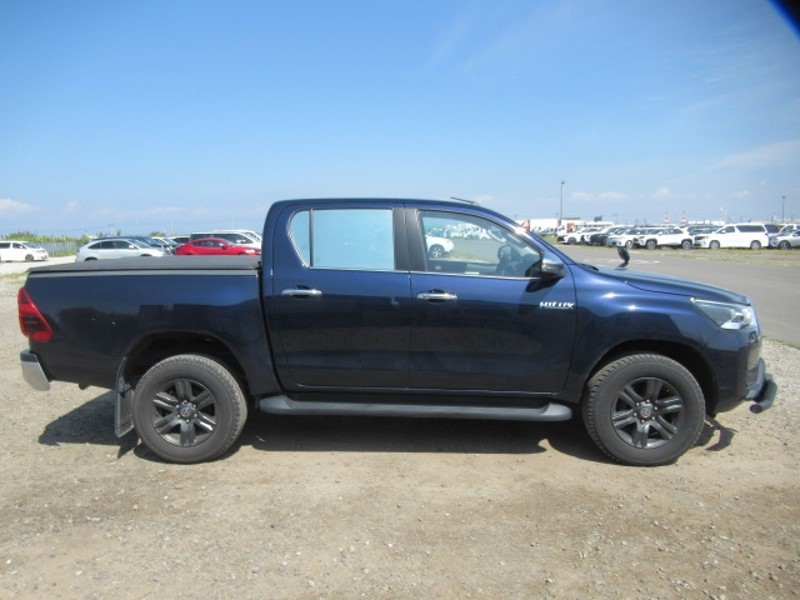 2021 TOYOTA HILUX Z