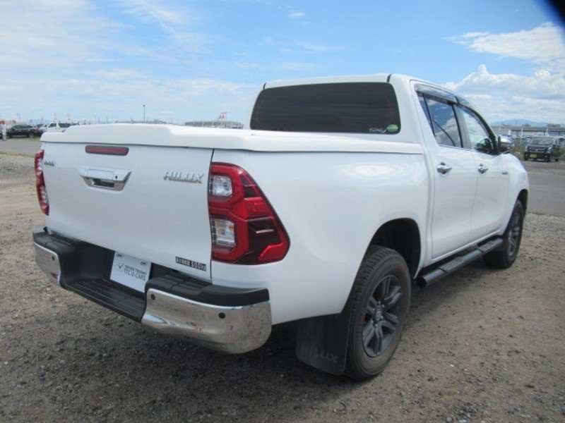 2021 TOYOTA HILUX Z