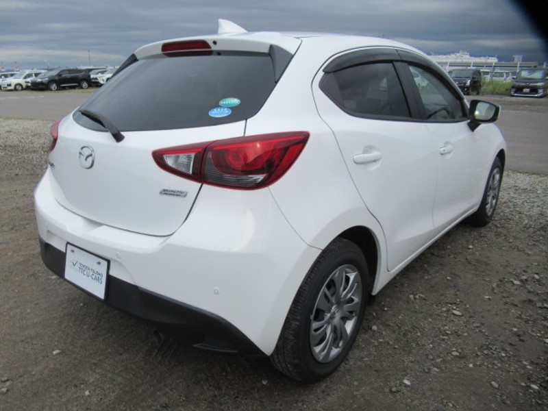 2018 MAZDA DEMIO 13S