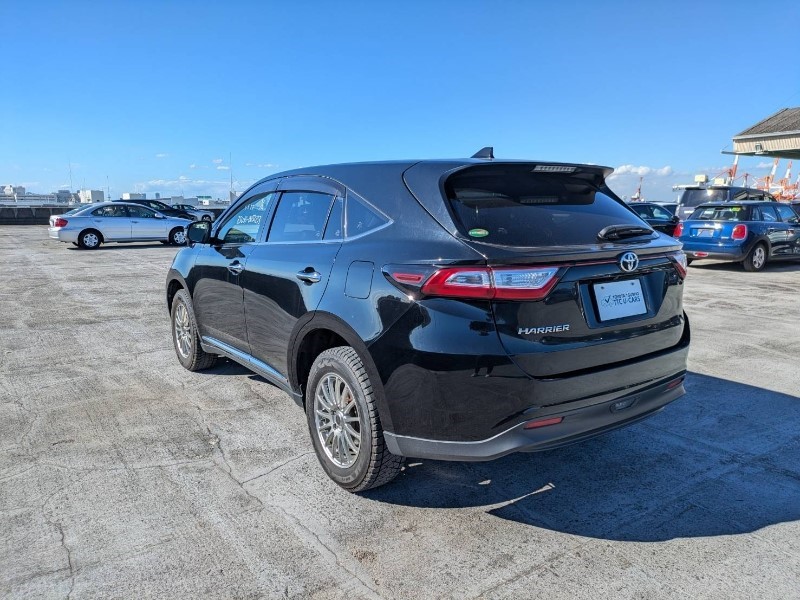 2018 TOYOTA HARRIER ELEGANCE