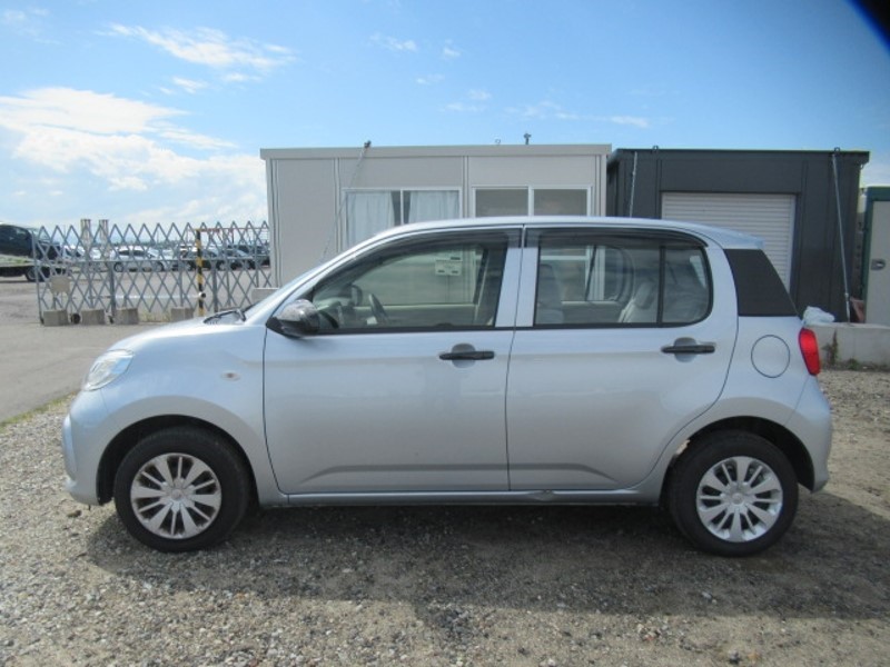 2018 TOYOTA PASSO X S