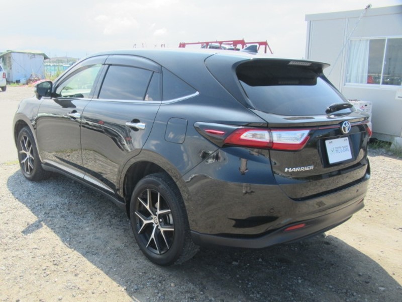 2019 TOYOTA HARRIER PREMIU STYLE NOIR