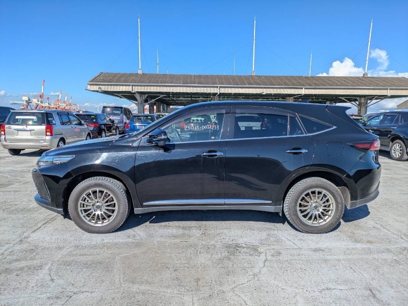 2018 TOYOTA HARRIER ELEGANCE