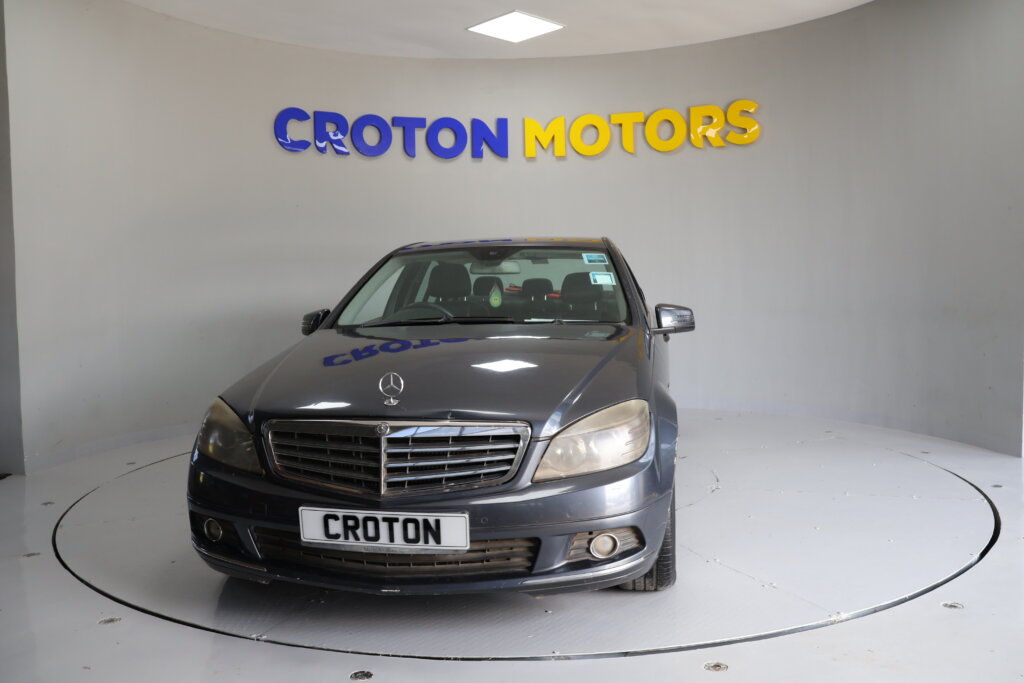 2010 Mercedes Benz C22( MANUAL)