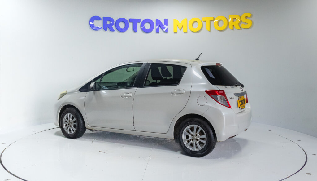 2012 Toyota Vitz