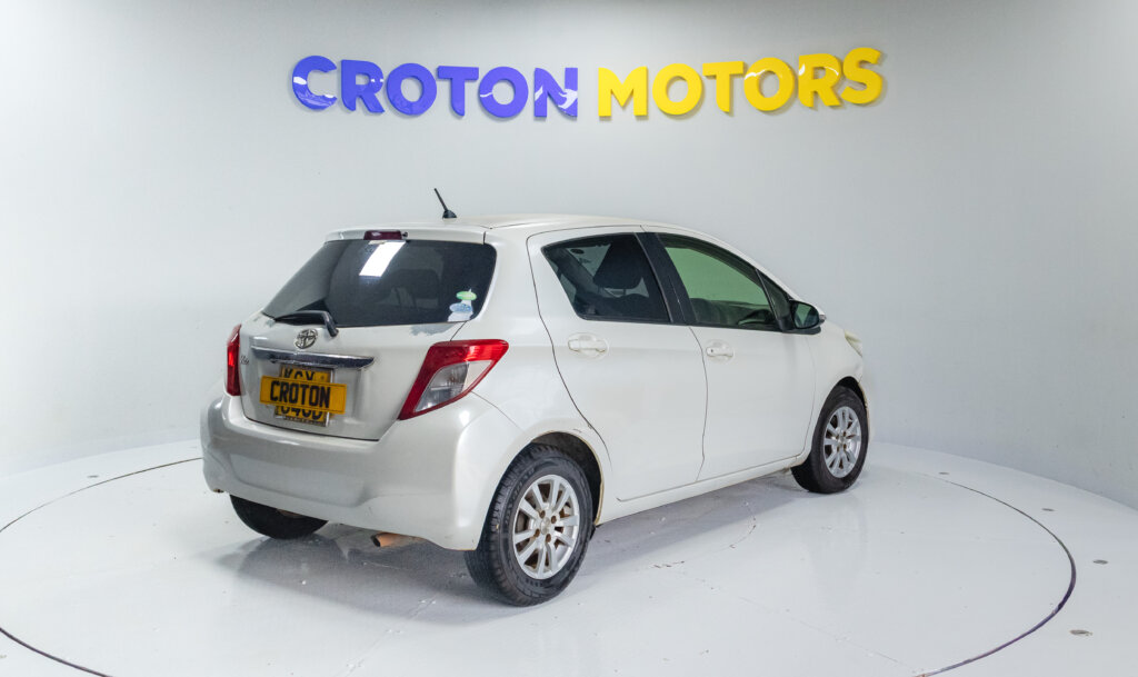 2012 Toyota Vitz