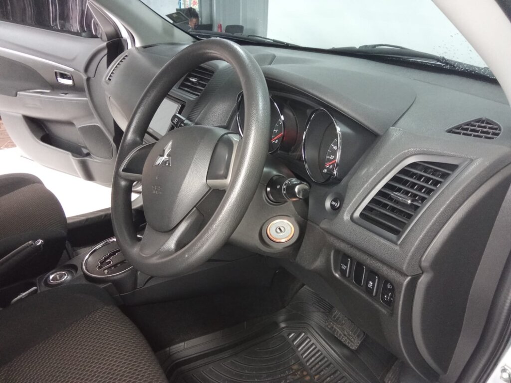 2016 Mitsubishi RVR