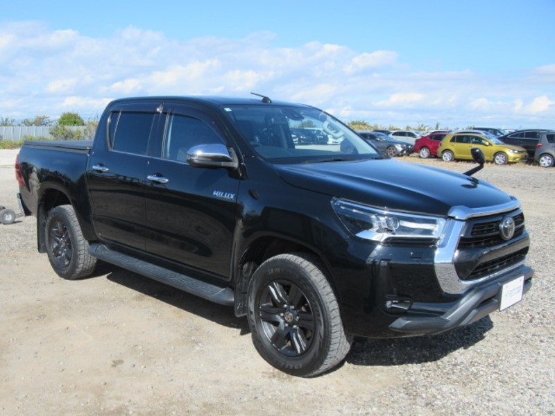 2021 TOYOTA HILUX Z