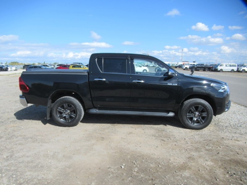 2021 TOYOTA HILUX Z