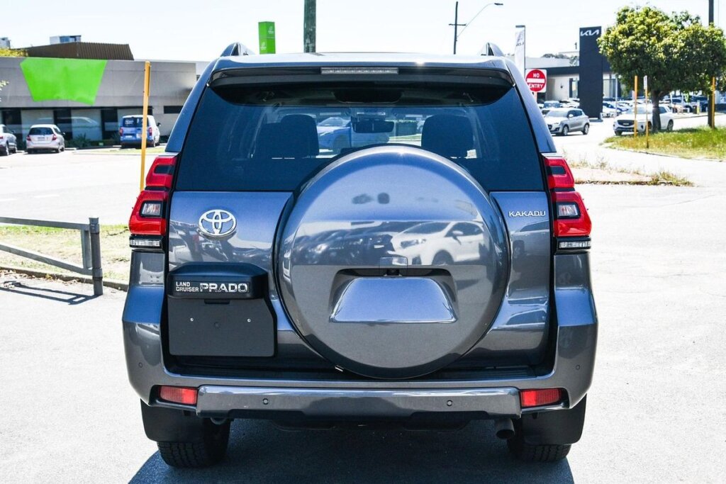 2023 Toyota Landcruiser Prado Kakadu