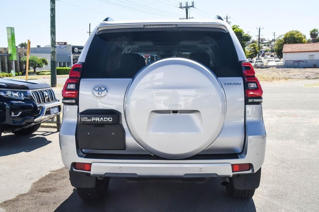 2023 Toyota LandCruiser Prado Kakadu