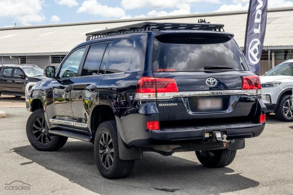 2018 Toyota Land Cruiser V8 -Sahara