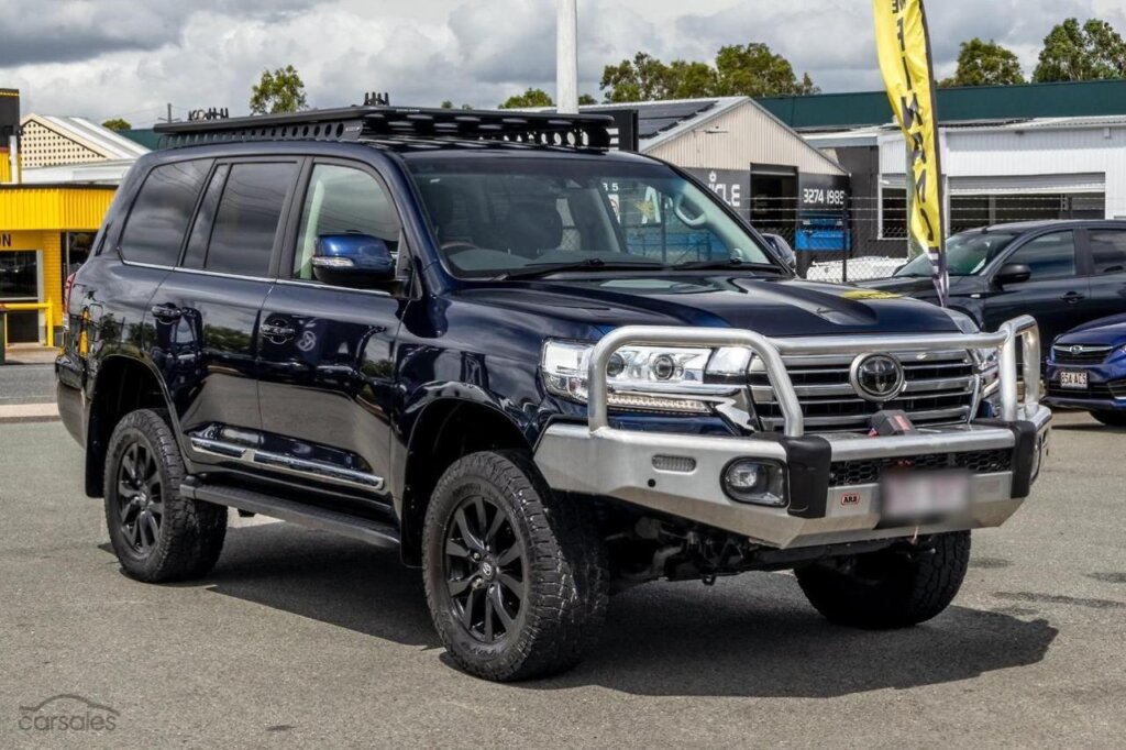 2018 Toyota Land Cruiser V8 -Sahara