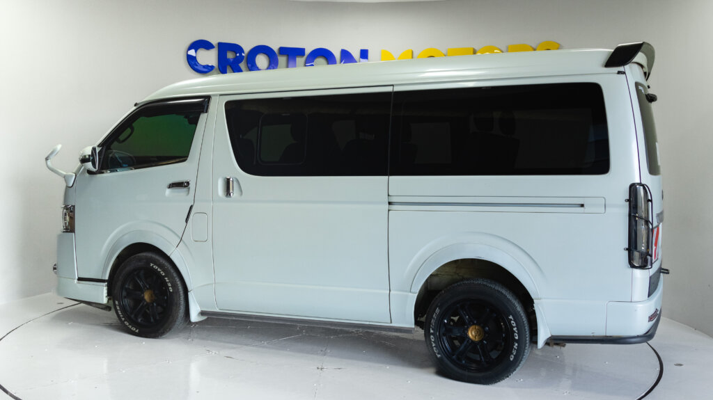 2014 Toyota Hiace