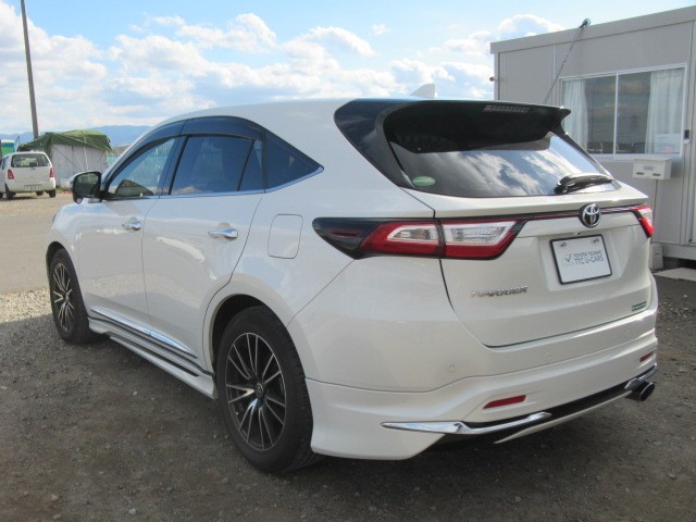 2019 TOYOTA HARRIER PREMIUM (SR/ BROWN LEATHER INTERIOR)