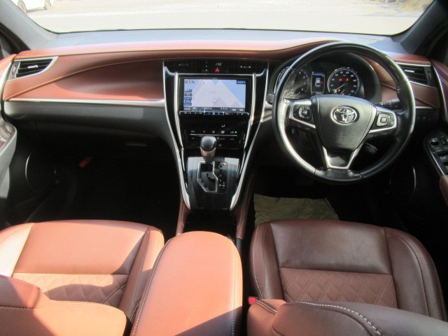 2019 TOYOTA HARRIER PREMIUM (SR/ BROWN LEATHER INTERIOR)