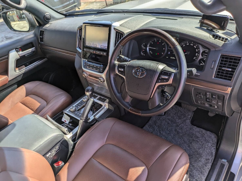 2019 LANDCRUISER 200 SERIES ZX TRIM