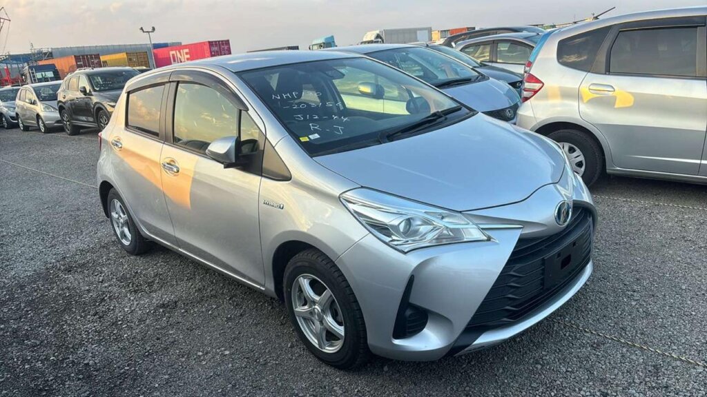 2018 Toyota Vitz Hybrid