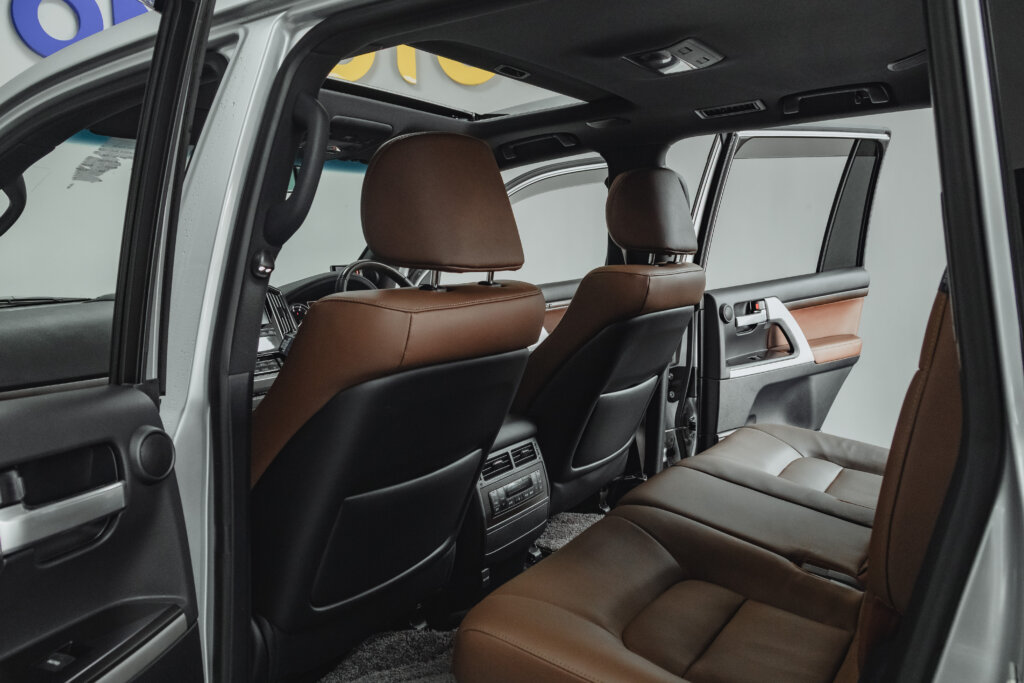 2019 LANDCRUISER 200 SERIES ZX TRIM